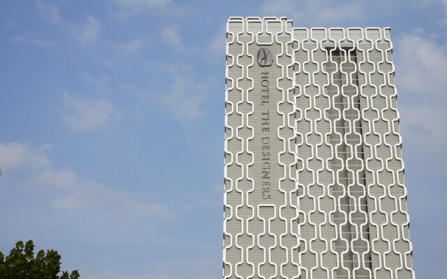 Hotel The Designers Cheongnyangni вид на фасад