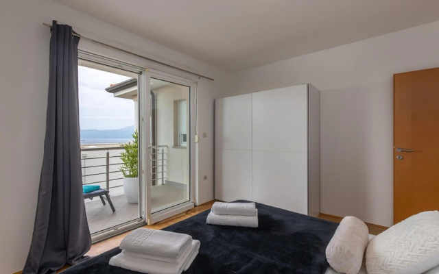 Awesome Apartment in Kostrena With Wifi and 3 Bedrooms