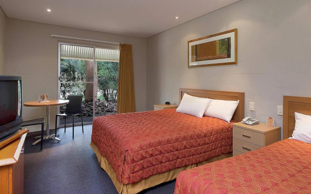 Outback Pioneer Lodge