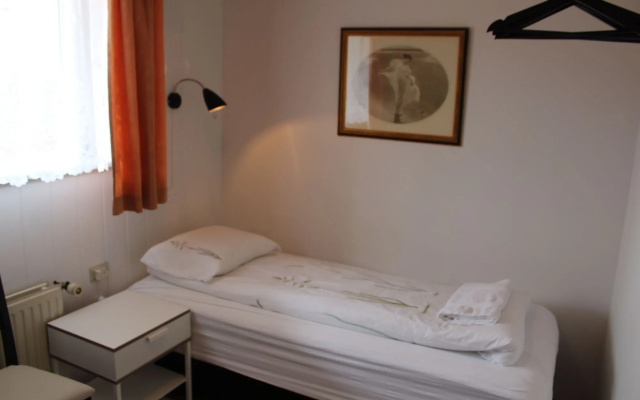 Lónsá Guesthouse