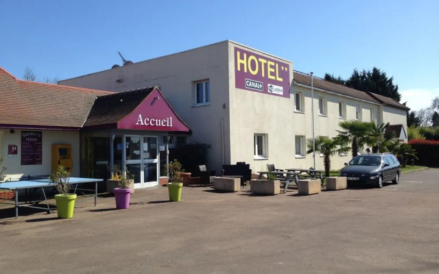 Enzo Hotel