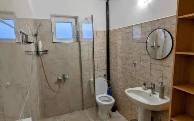 Iosefin 4 bedroom apartment