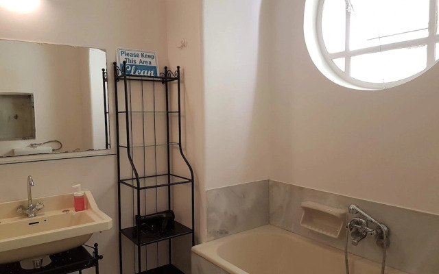 Erra - Red - Athens Center,140m²,4 BD,2 BATH