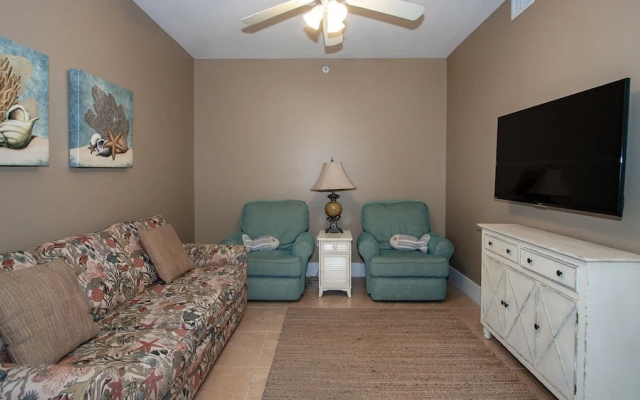 Three Bedroom With Sweeping Views - Unit Crc0607