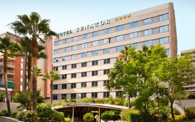 Senator Barcelona Spa Hotel вид на фасад