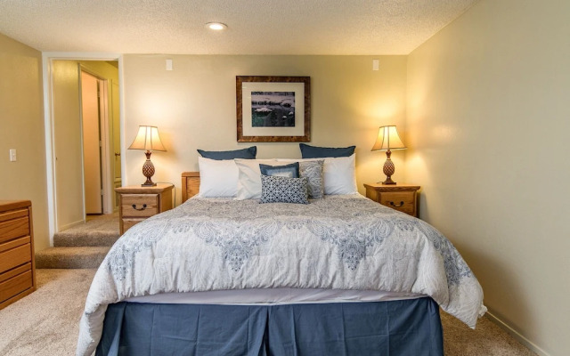 Lake Village Townhouse 78