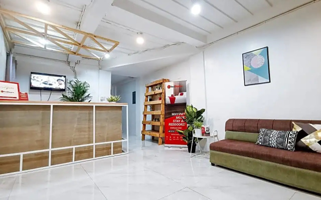 RedDoorz near Marfori Heights