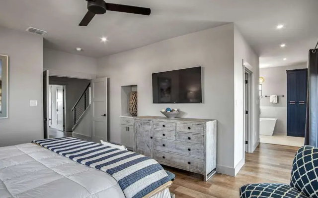 The Gentry by Silver Sands Vacation Rentals