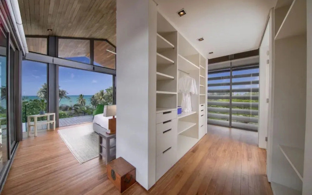 Villa Aqua