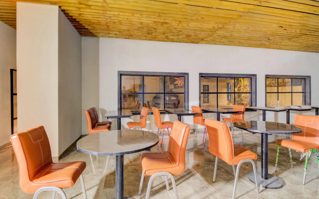 Capital O 65429 Hotel Merakee