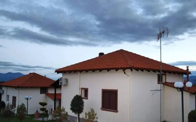 Karyon Apartments