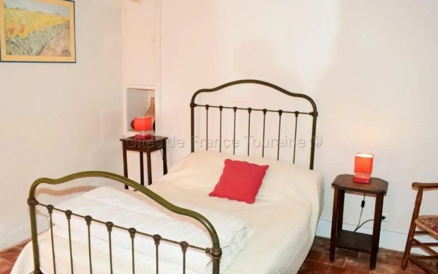 Gîte Saint-Jean-Saint-Germain, 4 pièces, 6 personnes - FR-1-381-52