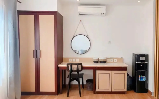 Youre.at - Grand Setiabudi Apartment
