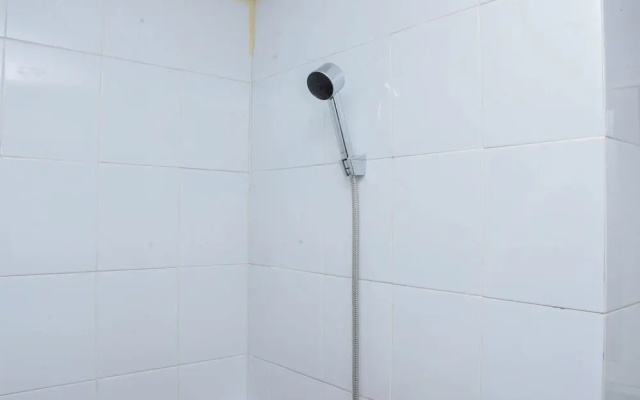 Fancy And Nice 2Br At Green Pramuka City Apartment
