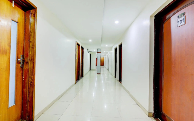 OYO 77491 Hotel Shreenath
