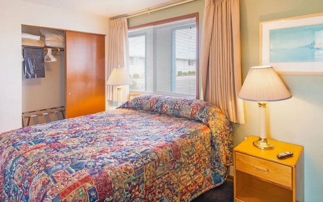 Windjammer Condos