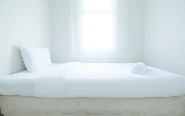 Spacious 2BR The Springlake Apartment By Travelio