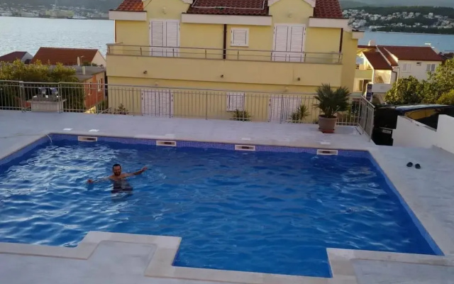 Apartments Villa Moonlight - One Bedroom Apartment With Large Terrace