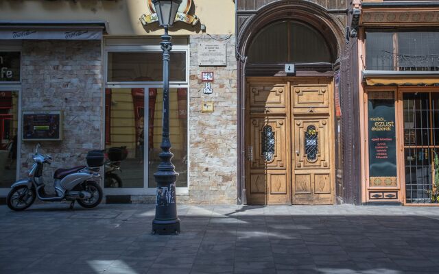 Отель Budapest Passage Венгрия, Будапешт - отзывы, цены и фото номеров - забронировать отель Budapest Passage онлайн вид на фасад