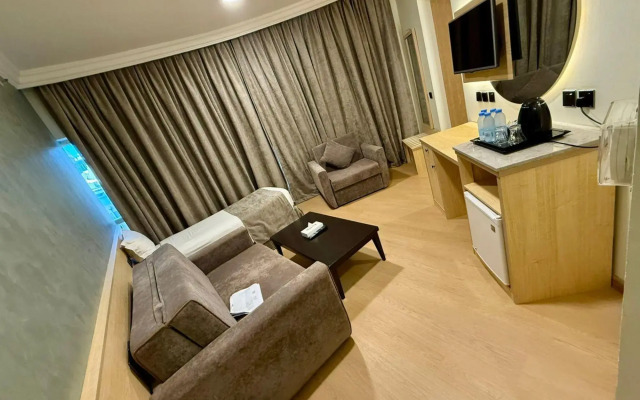 Azka Al Safa Hotel