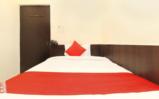 Hotel O Vasundhara Guest House Tankbund