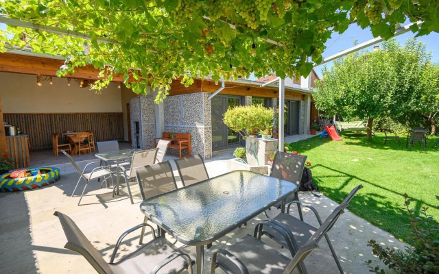 Guest House 7