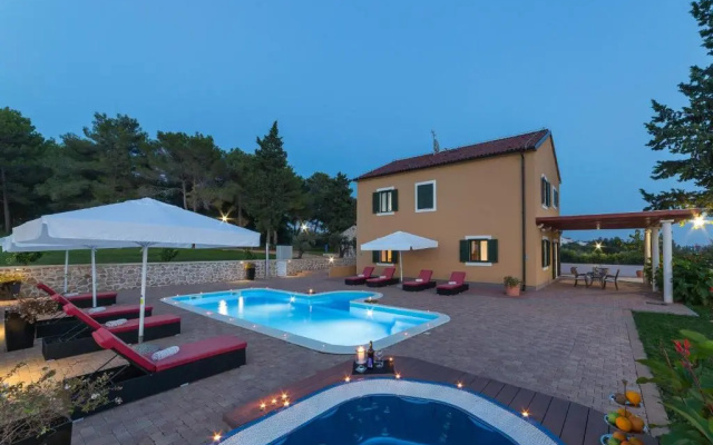 Villa Primorje