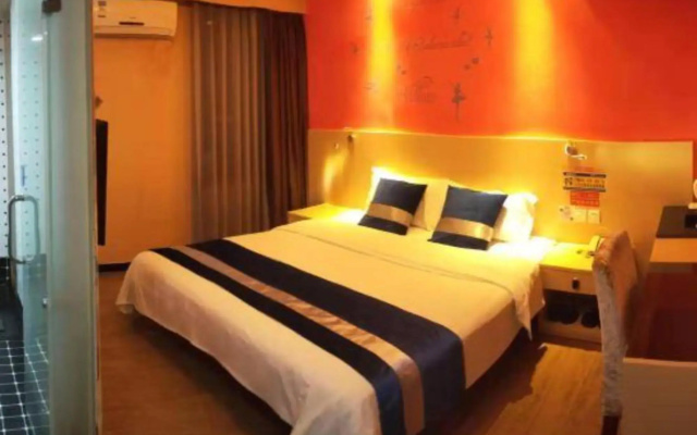 Fengyue Hotel