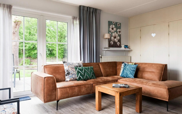 Pleasant holiday home in Friesland with fenced garden