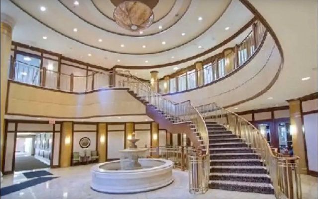 Pelicanstay in Harrison Garden Boulevard