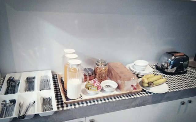 The Chatbox Silom Hostel