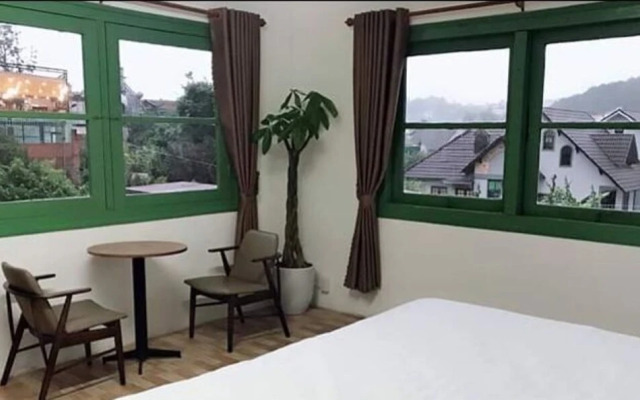 Khu Vuon Hoang Gia Coffee & Homestay