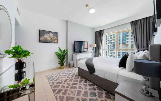 DXB - Royal Oceanic - 2702 - DM