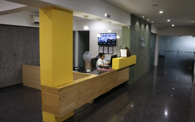CAPITAL O 74149 Hotel Berlin