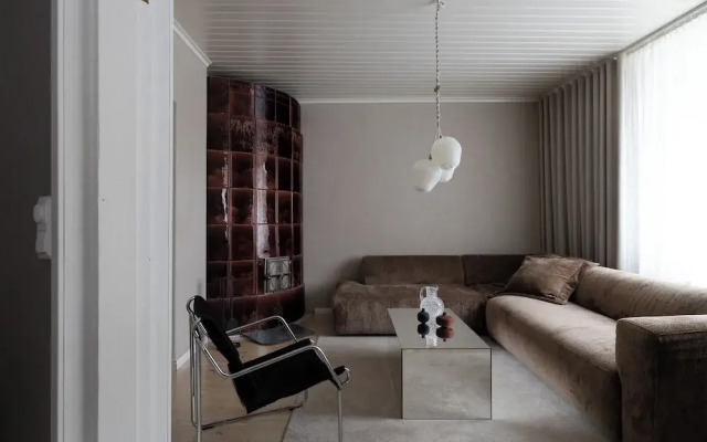 Stylish 1BR Apt. in Historic Area