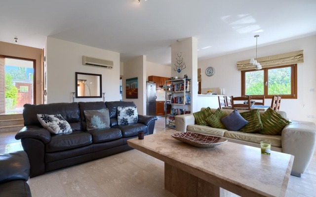 3 Br Villa Madelini - Aph 3559
