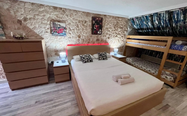 STILISH LOFT IN THE BEACH, piscina y mar