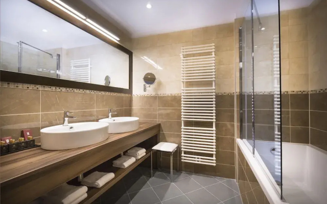 Remisens Casa Rosa, Annexe