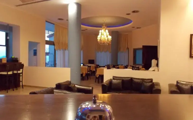 Azalena Hotel