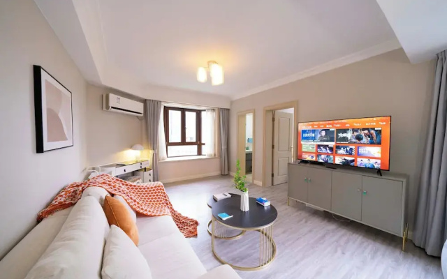 Tyms Modern 1BR APT  Garden