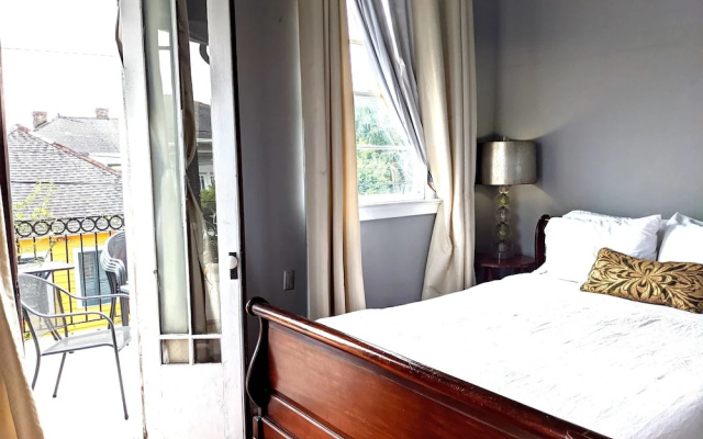 Balcony Guest House