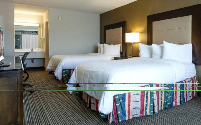 Best Western DeKalb Inn & Suites
