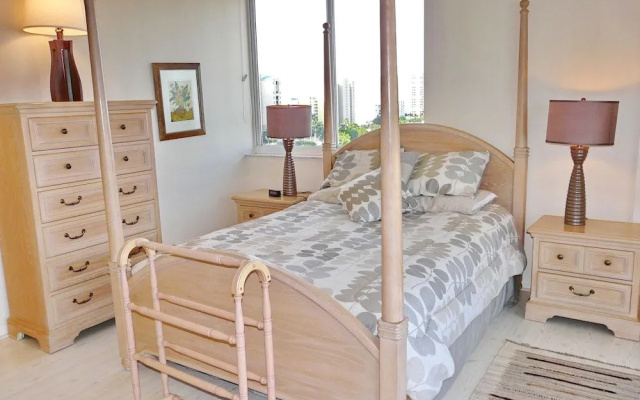 Top Floor Beachfront Condo With Ocean Views/pool/spa