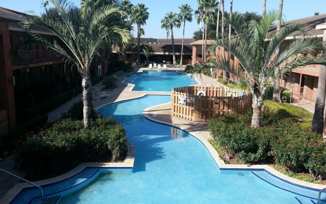 Palm Aire Hotel and Suites Weslaco