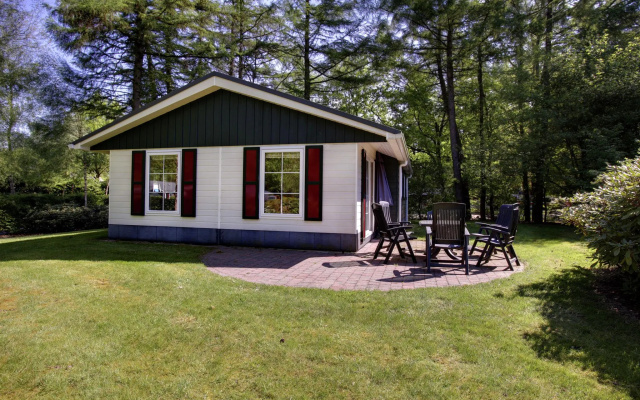 Cozy Holiday Home with Dishwasher near Zwolle