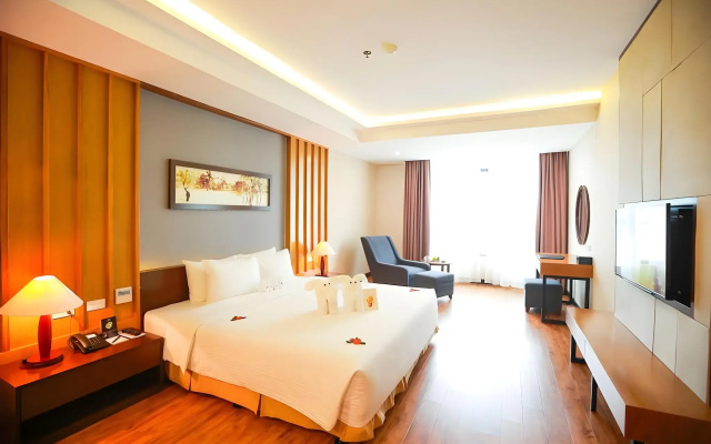 Muong Thanh Luxury Nhat Le Hotel