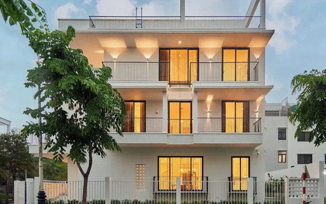 Villa Mystery Riverside 8 Bedrooms