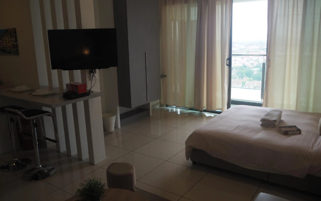 May's Place @ Evo Soho Suites