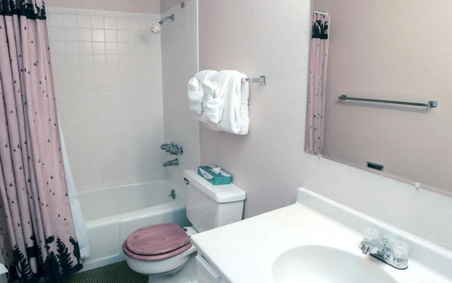 Fawn Valley Inn: 290