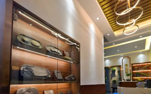 Zhaoqing Ruhe Lakeview Homestay (Qixingyan Paifang Branch)